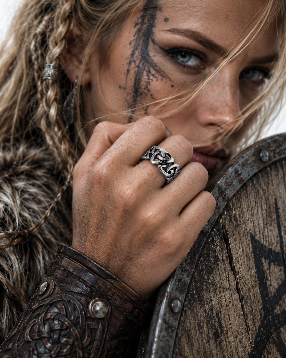Triquetra Ring – Norse Viking Ladies Ring – Stainless Steel